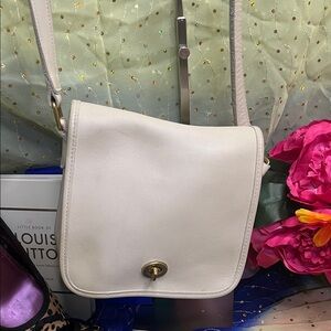 Coach 1996 Vintage Companion Flap bag, style number 9076